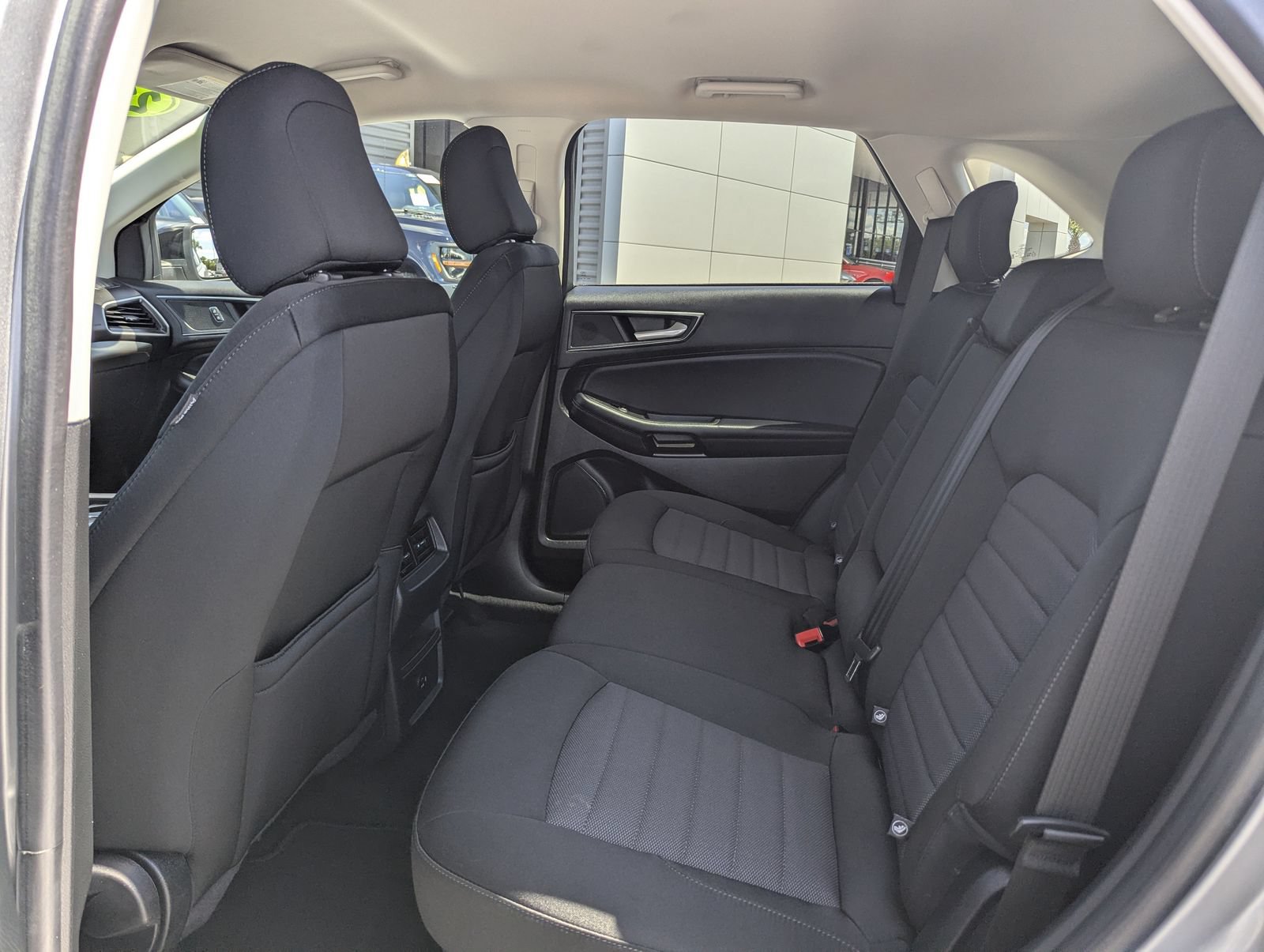 Used 2022 Ford Edge SE w/ Black Appearance Package AWD/4WD image 21
