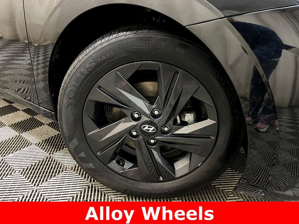 Used 2021 Hyundai Elantra SEL FWD image 42