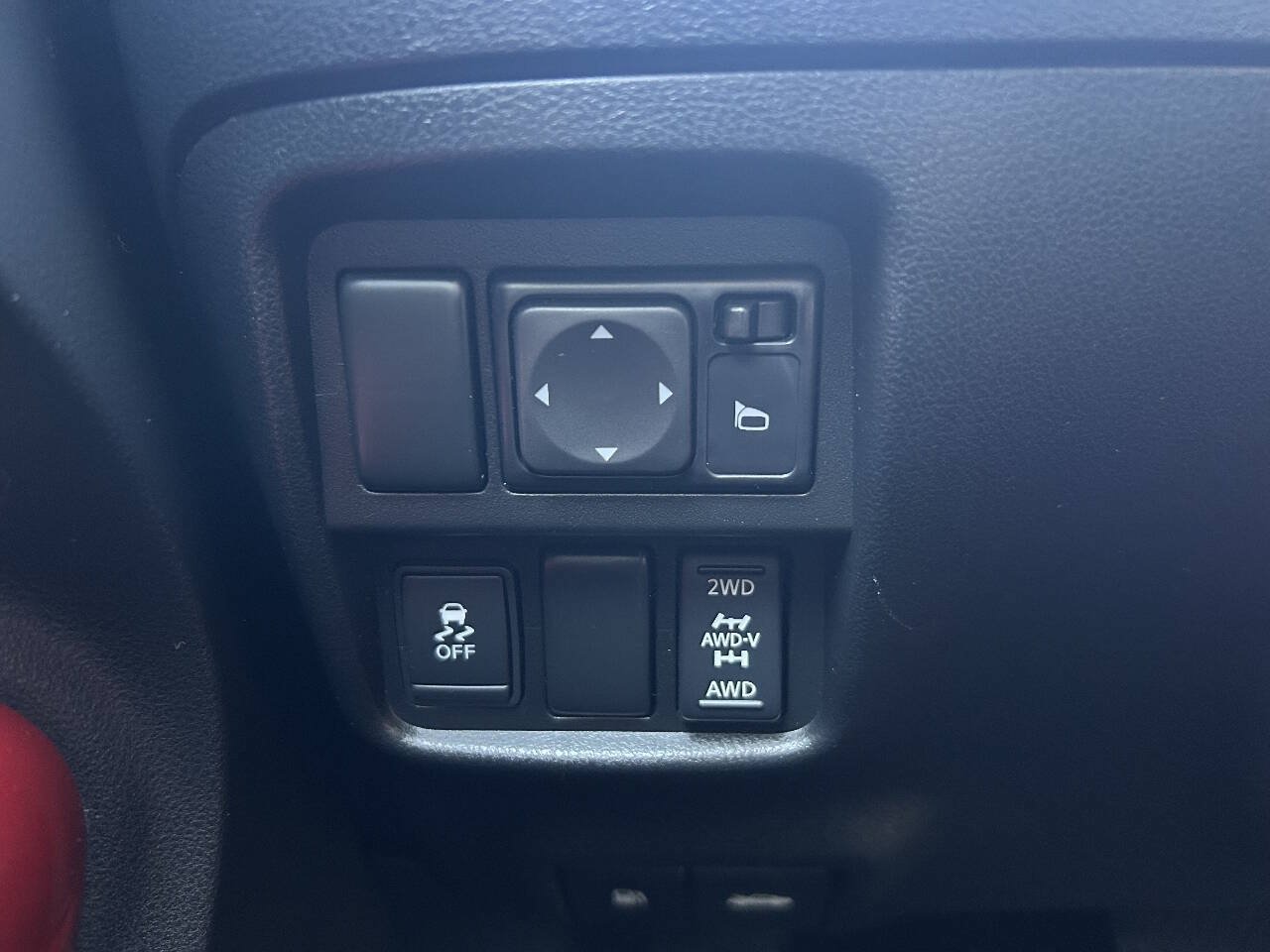 Used 2013 Nissan Juke SL AWD/4WD image 14