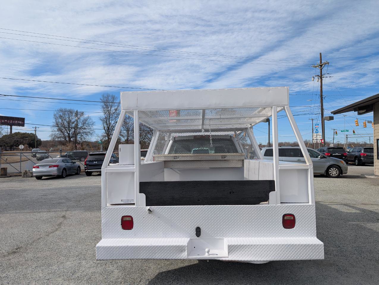 Used 2015 GMC Sierra 3500 2WD Crew Cab image 8
