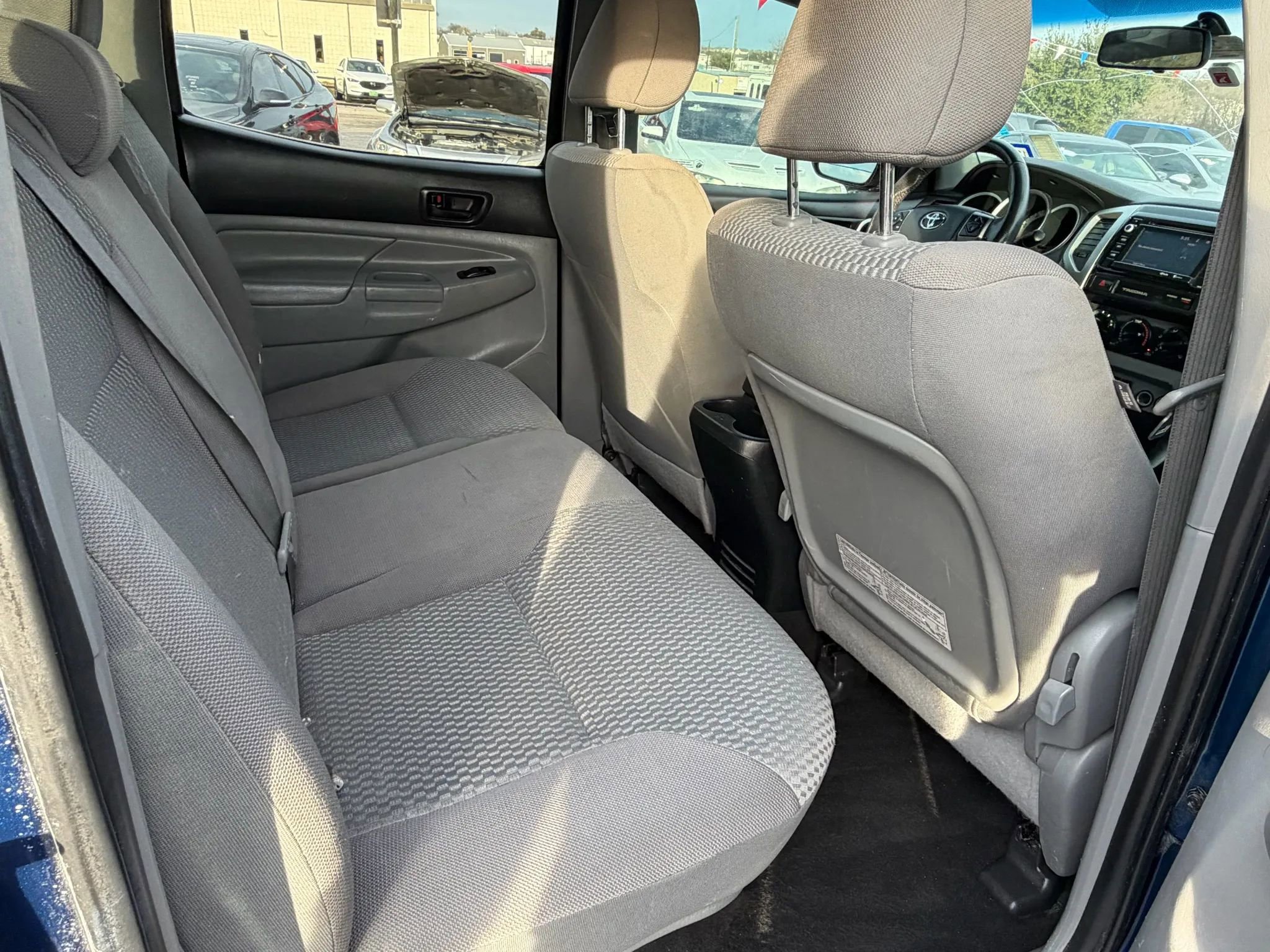 Used 2015 Toyota Tacoma PreRunner image 19