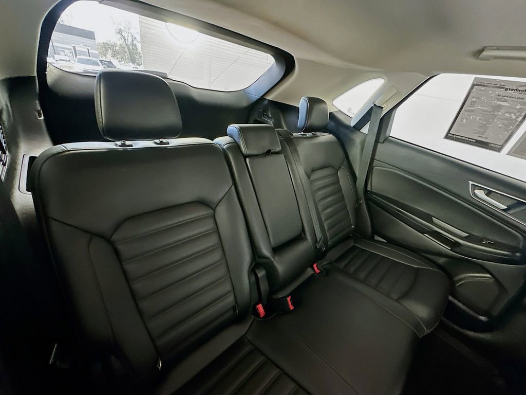 Used 2021 Ford Edge SEL AWD/4WD image 25