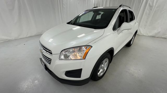 Used 2015 Chevrolet Trax LT w/ LT Sun and Sound Package image 7