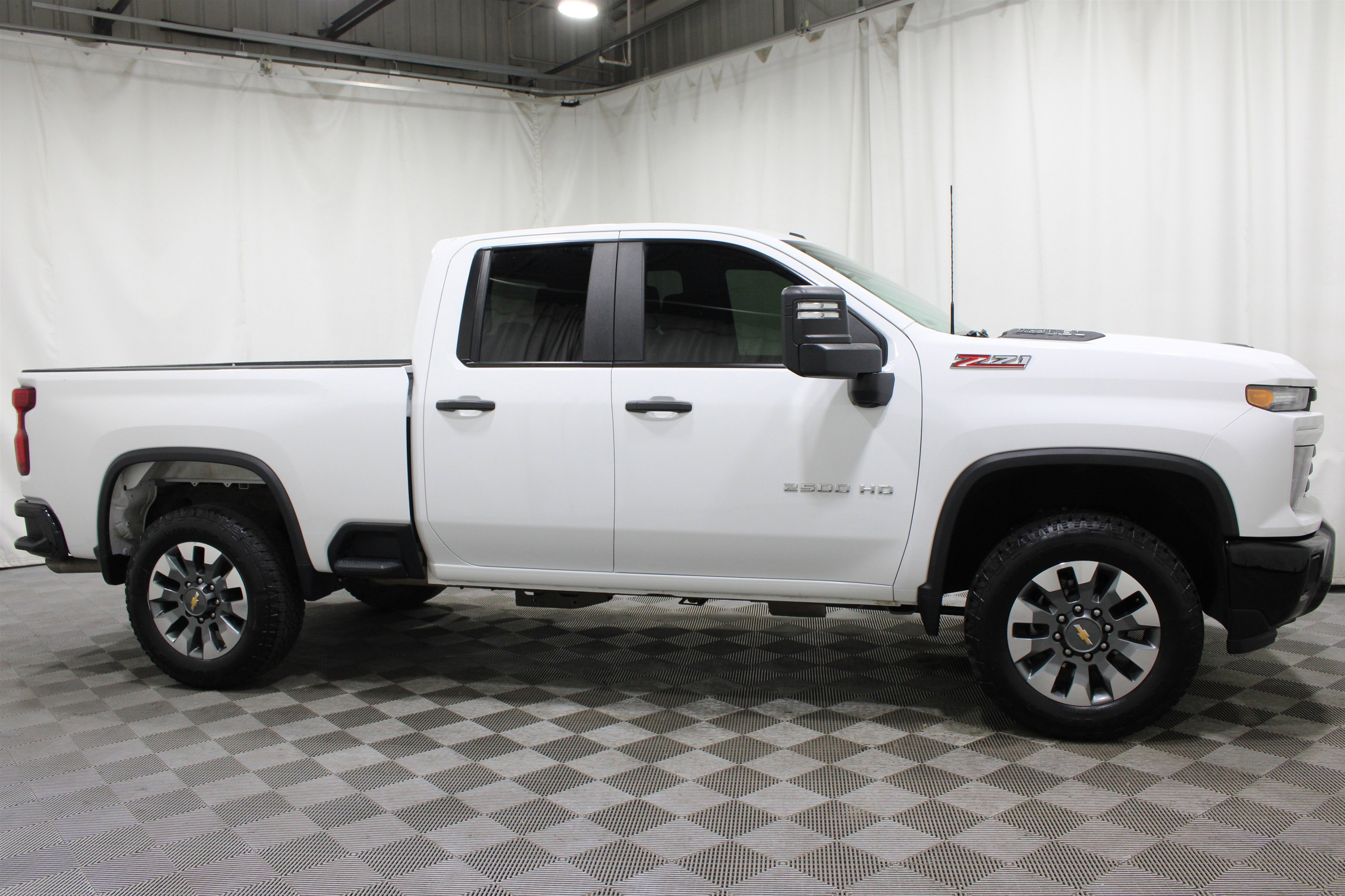 Used 2025 Chevrolet Silverado 2500 Custom w/ Custom Convenience Package AWD/4WD image 28