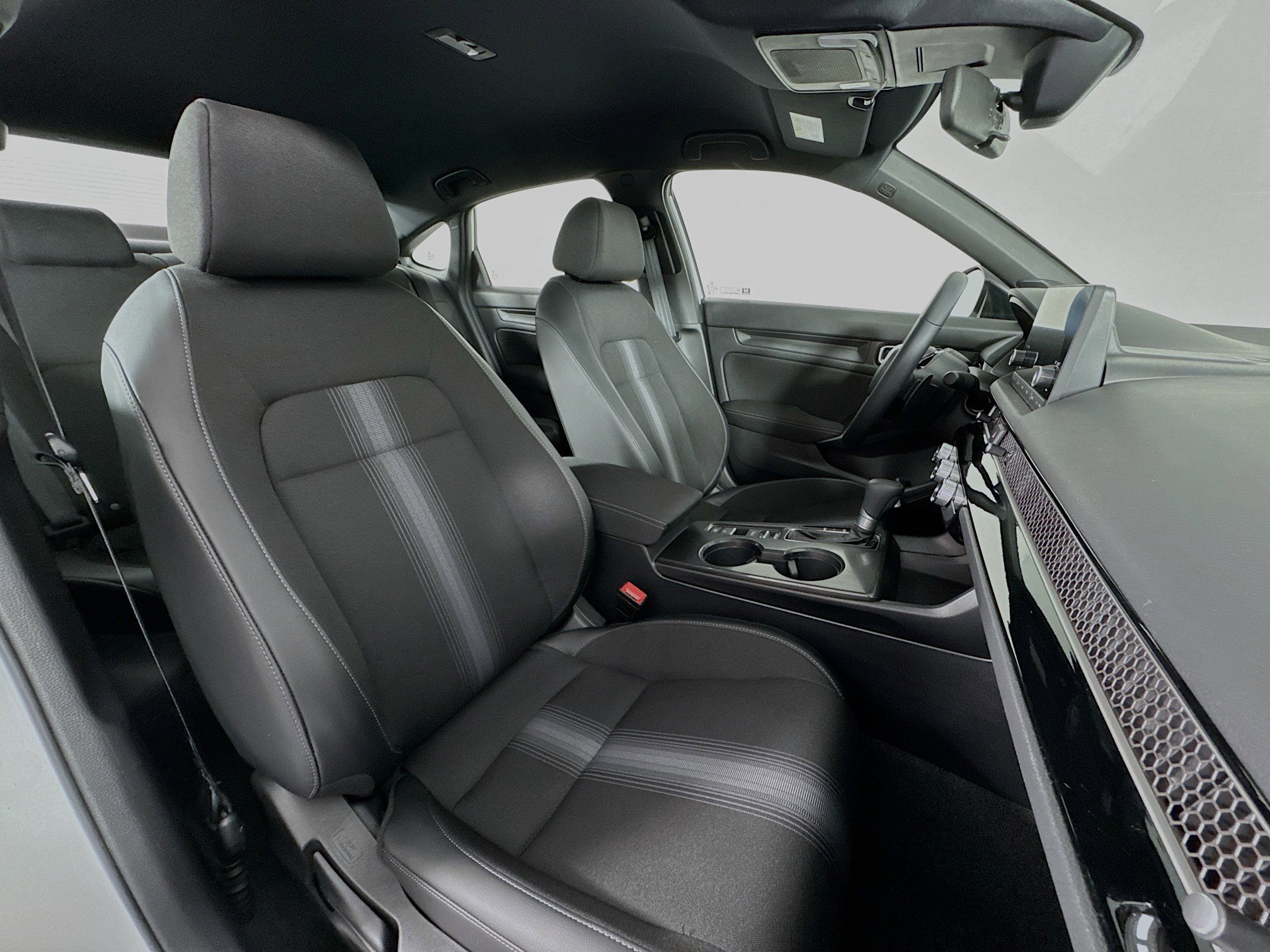 Certified 2025 Honda Civic Sport image 25