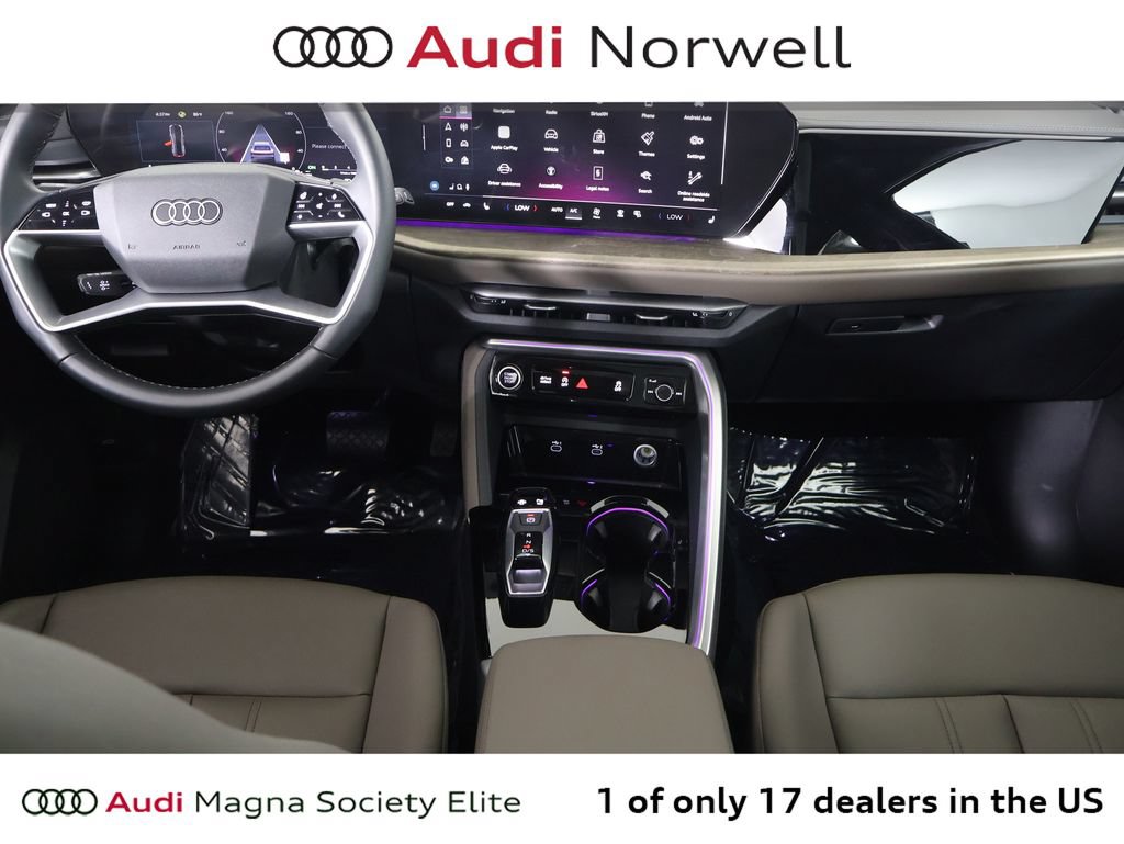 Used 2025 Audi Q5 Premium Plus w/ Premium Plus AWD/4WD image 25