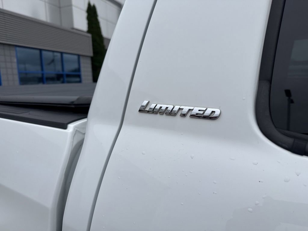Used 2018 Toyota Tundra Limited image 45