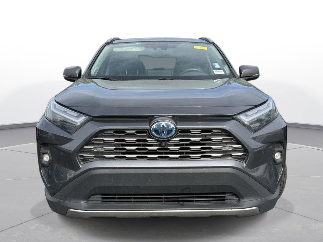 Used 2022 Toyota RAV4 Limited image 3