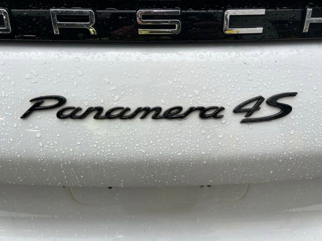 Used 2018 Porsche Panamera 4S image 21