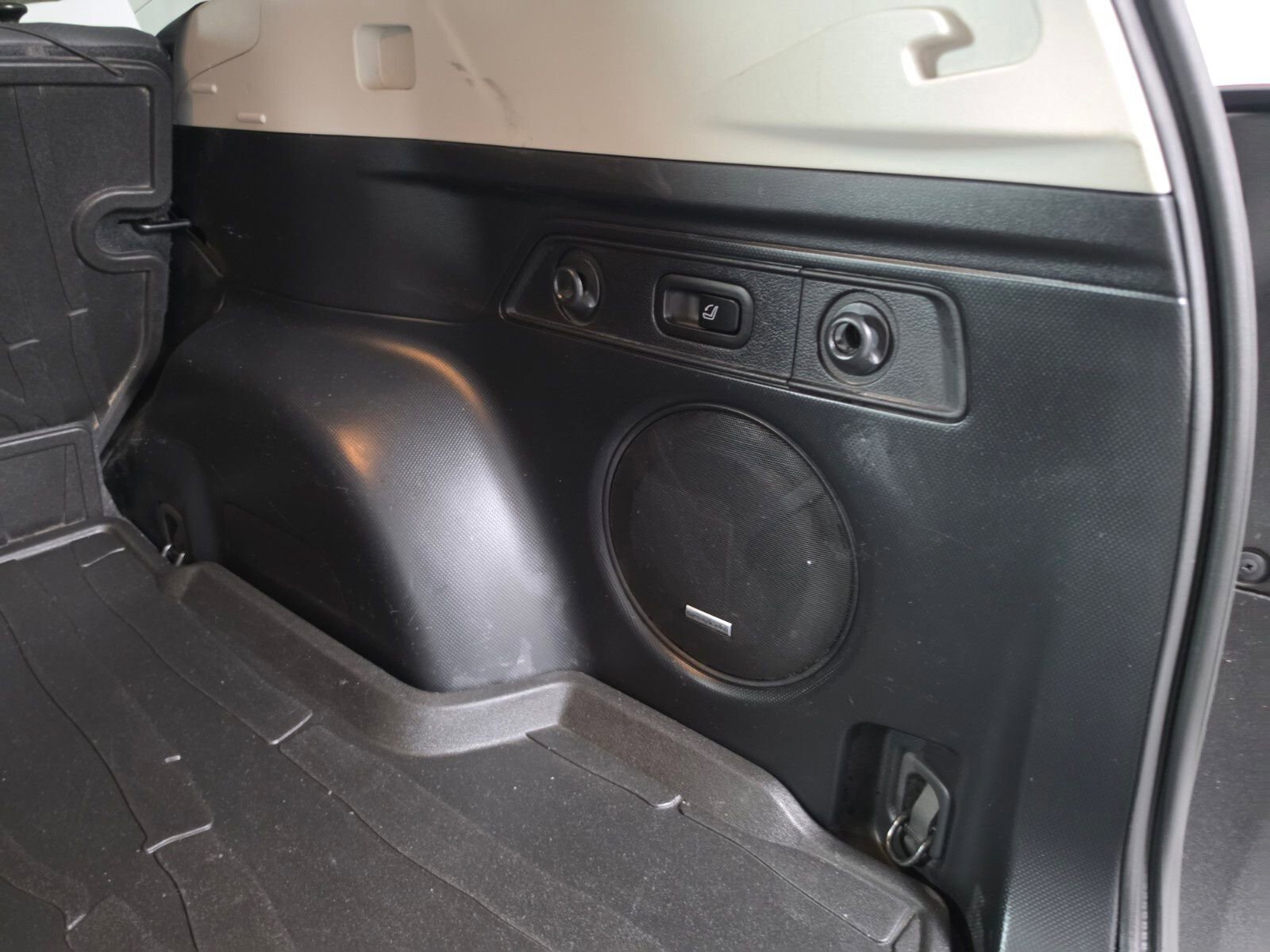 Used 2024 Subaru Forester Limited AWD/4WD image 20