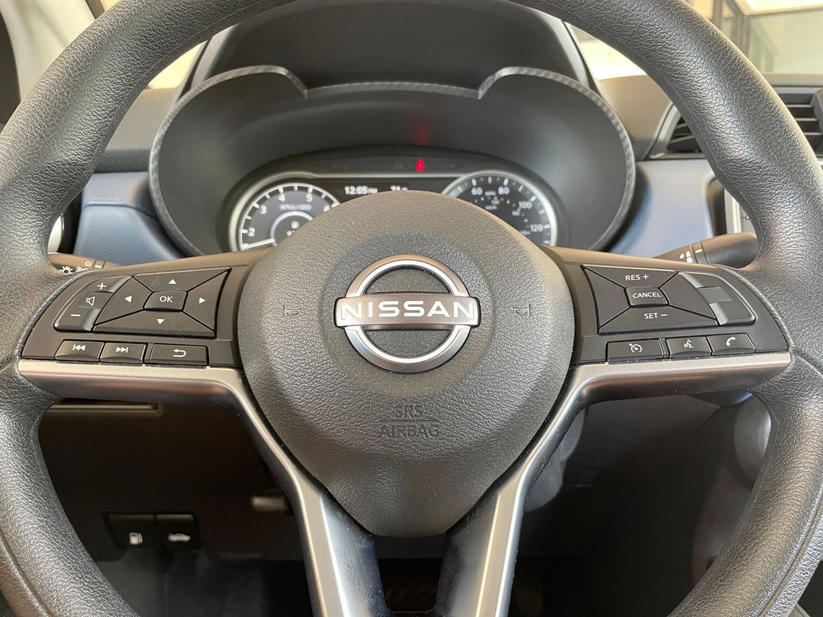 Used 2025 Nissan Versa SV image 25