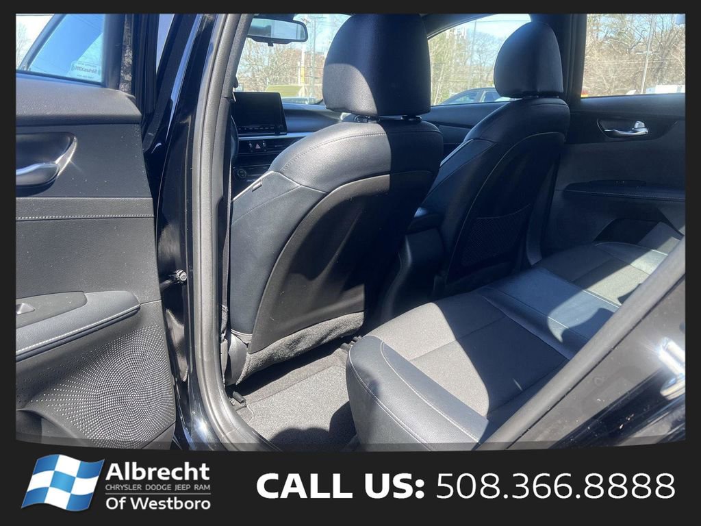 Used 2023 Kia Forte GT-Line w/ GT-Line Premium Package FWD image 12