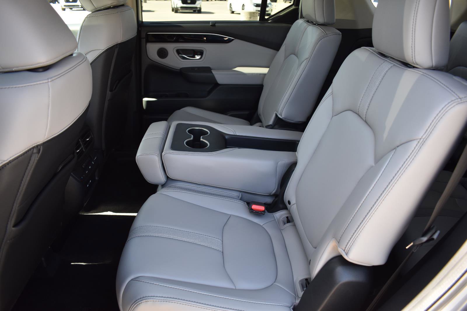New 2025 Honda Pilot EX-L image 19