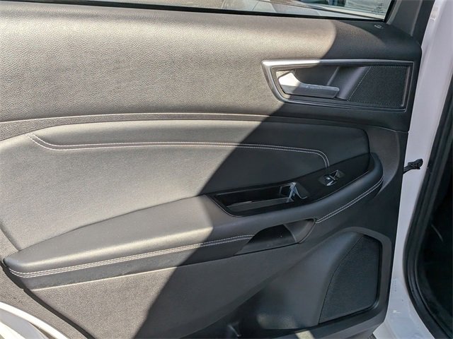 Used 2016 Ford Edge Titanium w/ Equipment Group 301A image 27