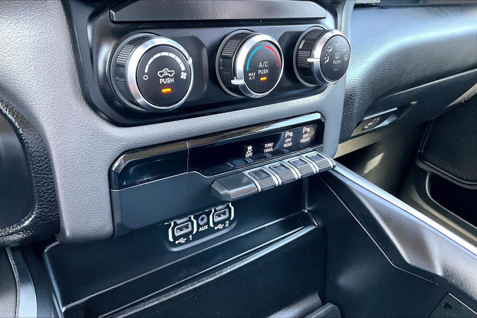 Used 2020 RAM 1500 Lone Star RWD image 35