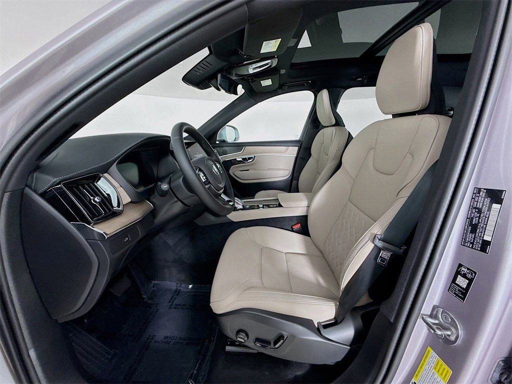 New 2026 Volvo XC90 B5 Plus w/ Protection Package image 20