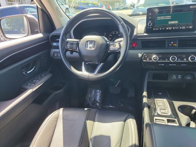 Used 2023 Honda Pilot EX-L image 10