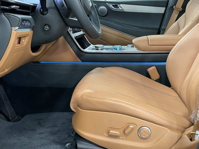 New 2025 Genesis GV80 2.5T Advanced image 11