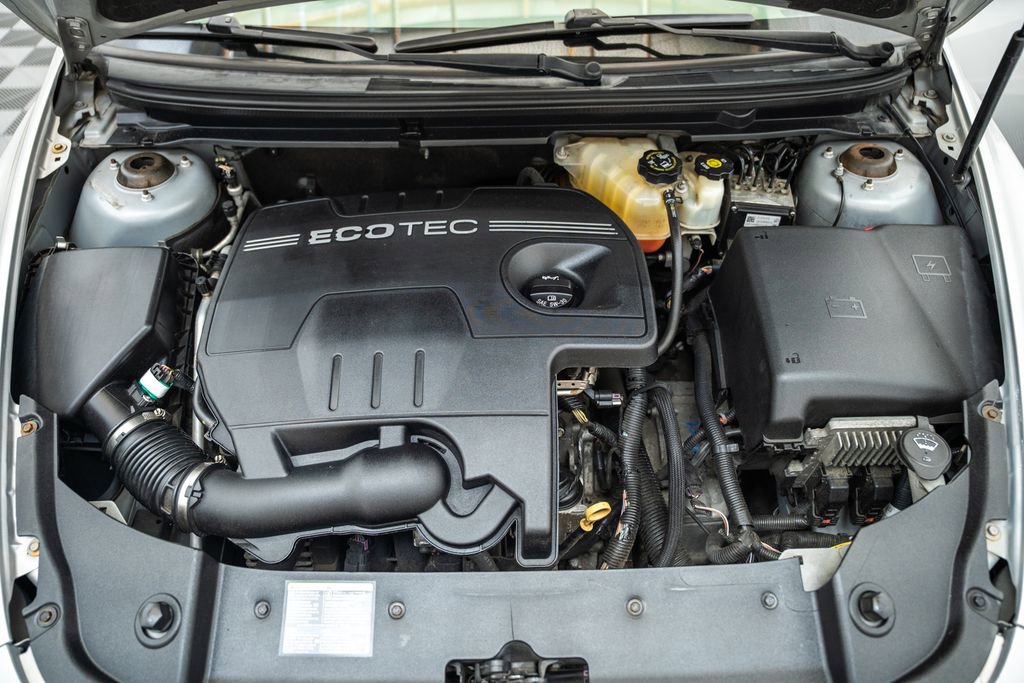 Used 2010 Chevrolet Malibu LS FWD image 15