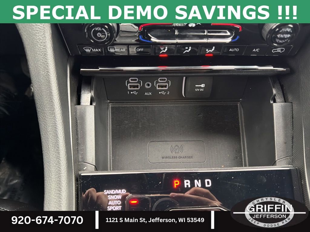 New 2025 Jeep Grand Cherokee Limited w/ Luxury Tech Group II image 23