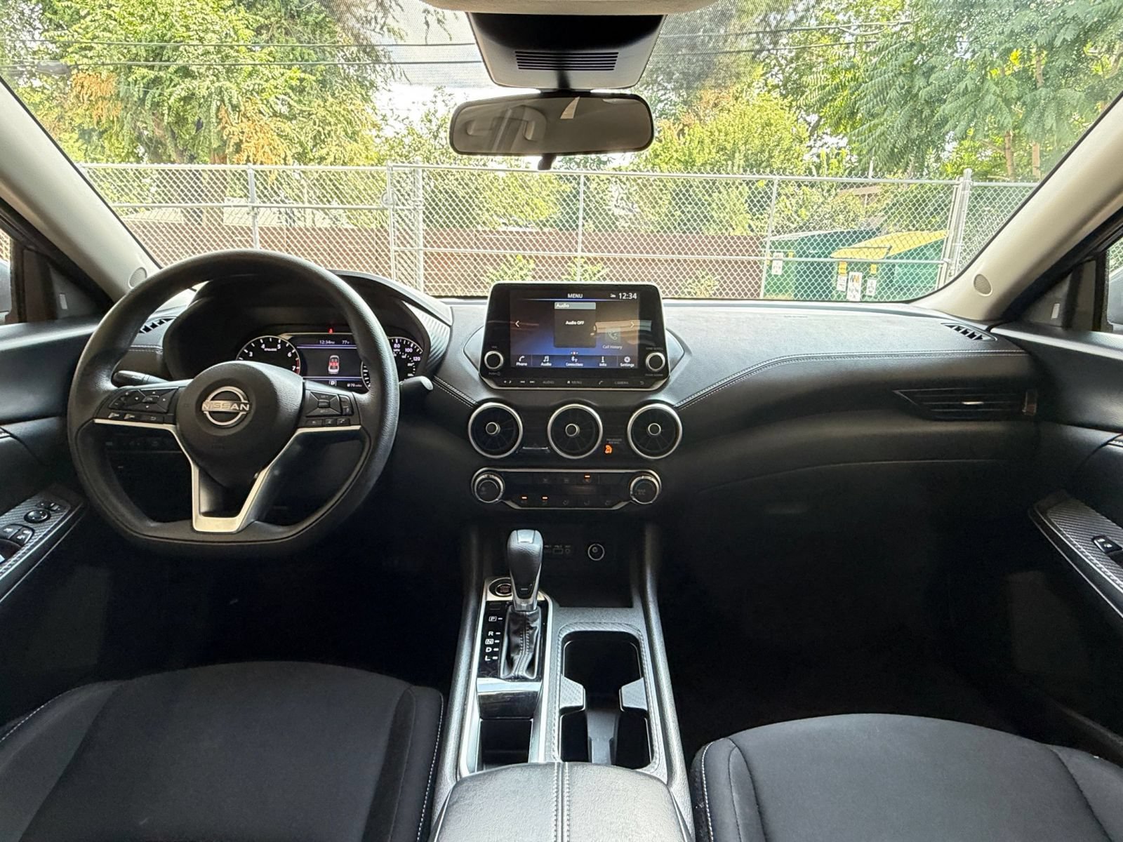 Used 2025 Nissan Sentra SV FWD image 30