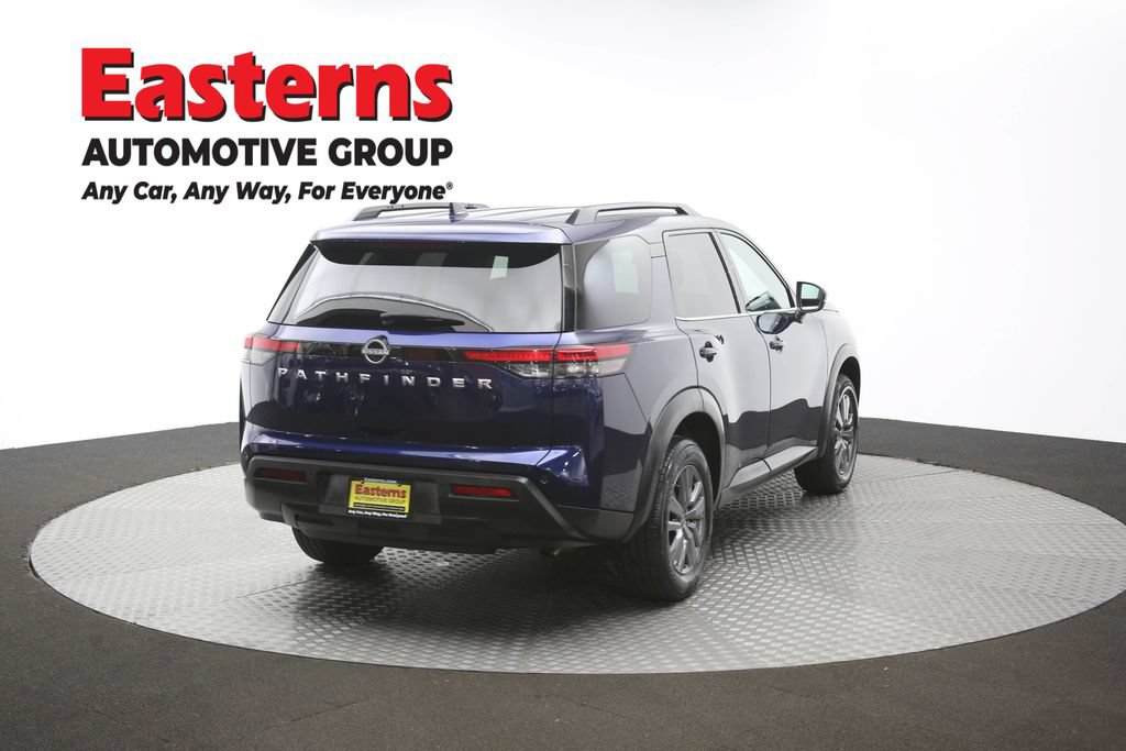 Used 2025 Nissan Pathfinder SV FWD image 39