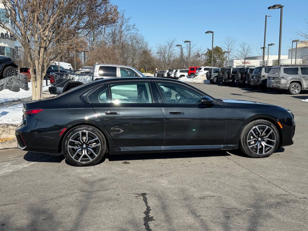 Used 2025 BMW 740i xDrive image 6