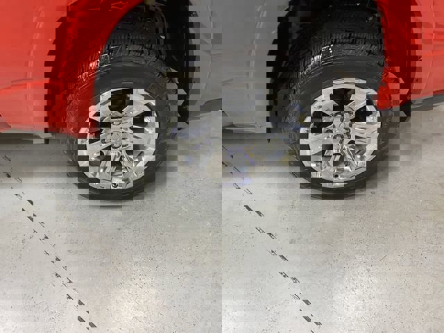 Used 2025 RAM 1500 Lone Star image 12