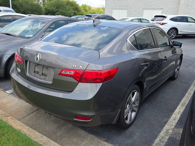 Used 2013 Acura ILX w/ Technology Package FWD image 9