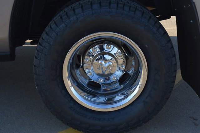 Used 2024 RAM 3500 Tradesman w/ Chrome Appearance Group image 10