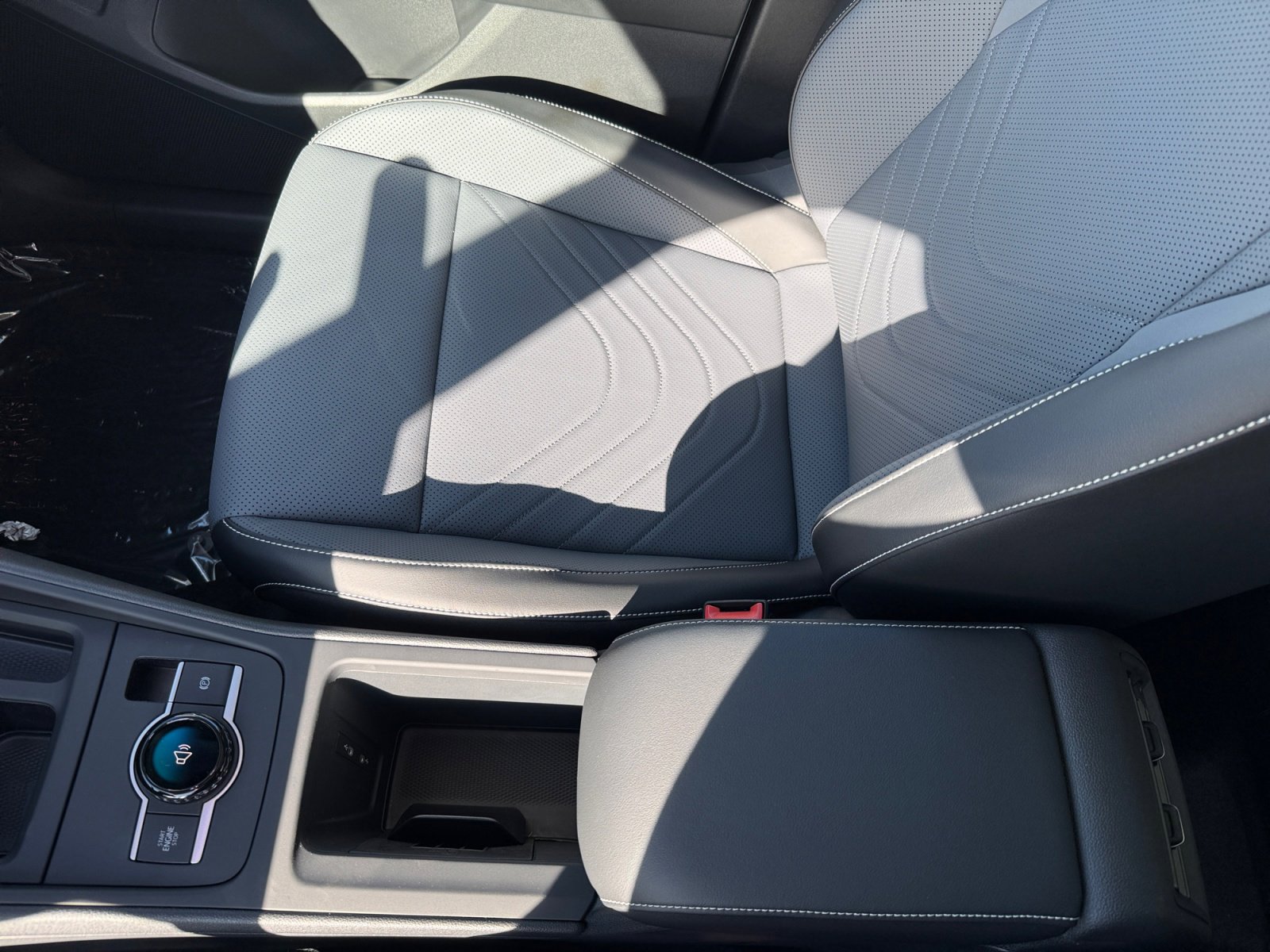 New 2026 Volkswagen Tiguan SE AWD/4WD image 14