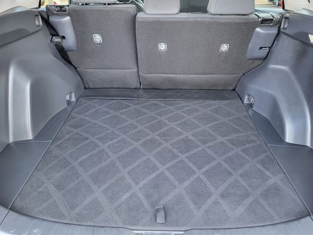 Used 2025 Toyota RAV4 LE image 12