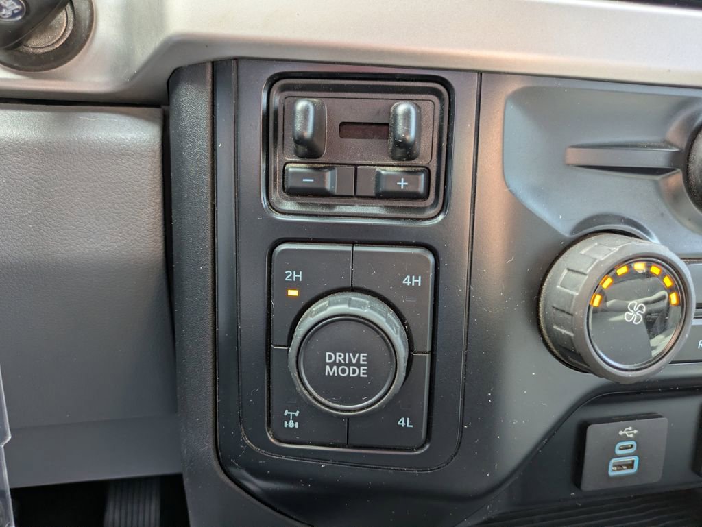 Used 2023 Ford F250 XL image 16