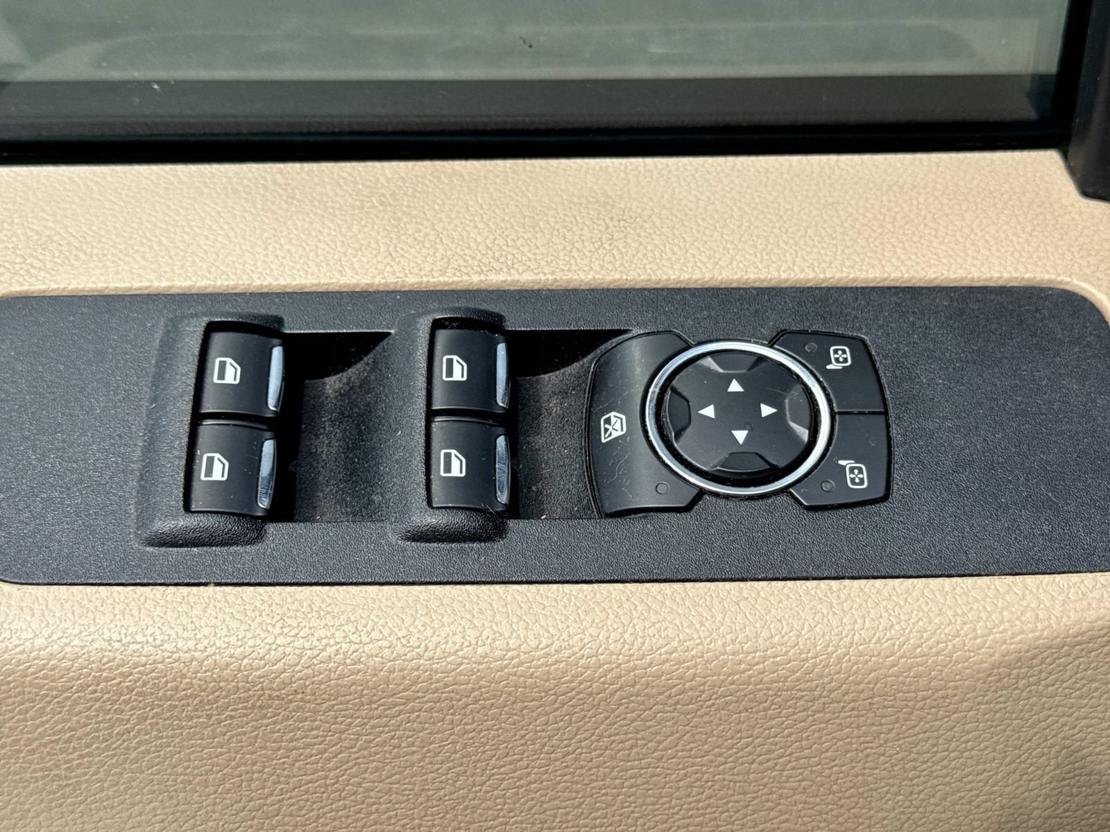 Used 2017 Ford F250 XLT AWD/4WD image 19