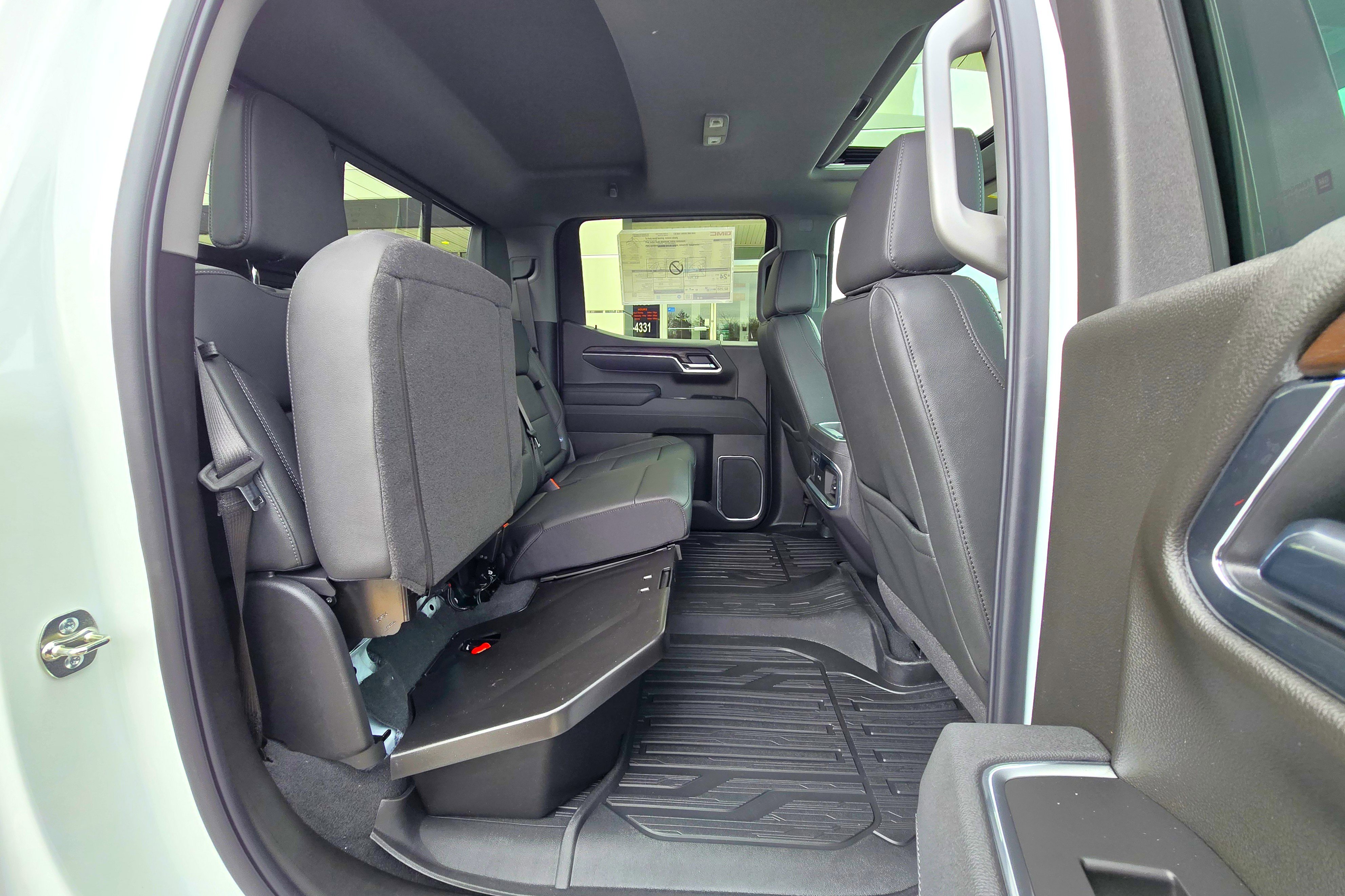 New 2026 GMC Sierra 1500 SLT w/ SLT Premium Plus Package image 22