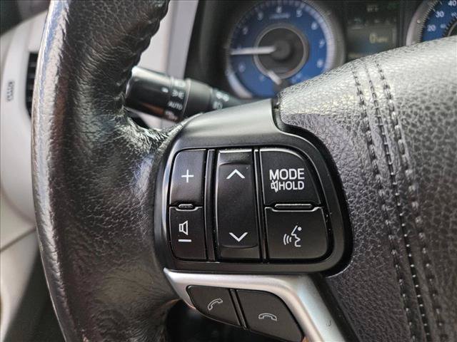 Used 2018 Toyota Sienna XLE FWD image 21