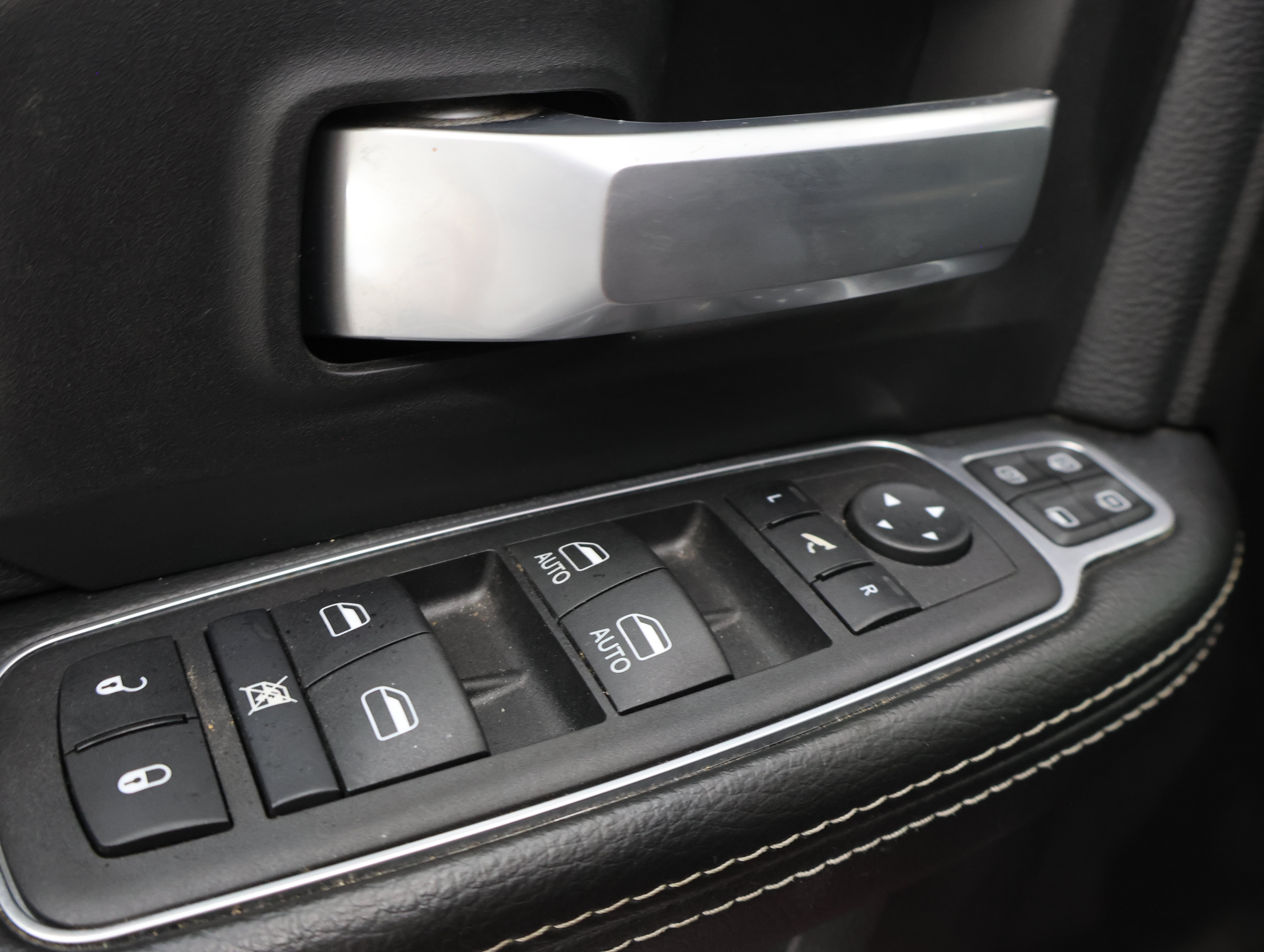 Used 2024 RAM 2500 Big Horn w/ Safety Group AWD/4WD image 40