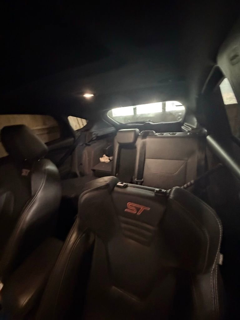 Used 2017 Ford Focus ST w/ Equipment Group 402A image 3