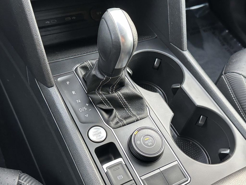 Certified 2023 Volkswagen Atlas Cross Sport SE image 29