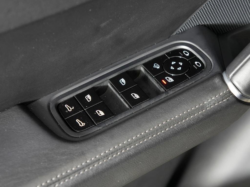 Certified 2021 Porsche Cayenne GTS AWD/4WD image 19