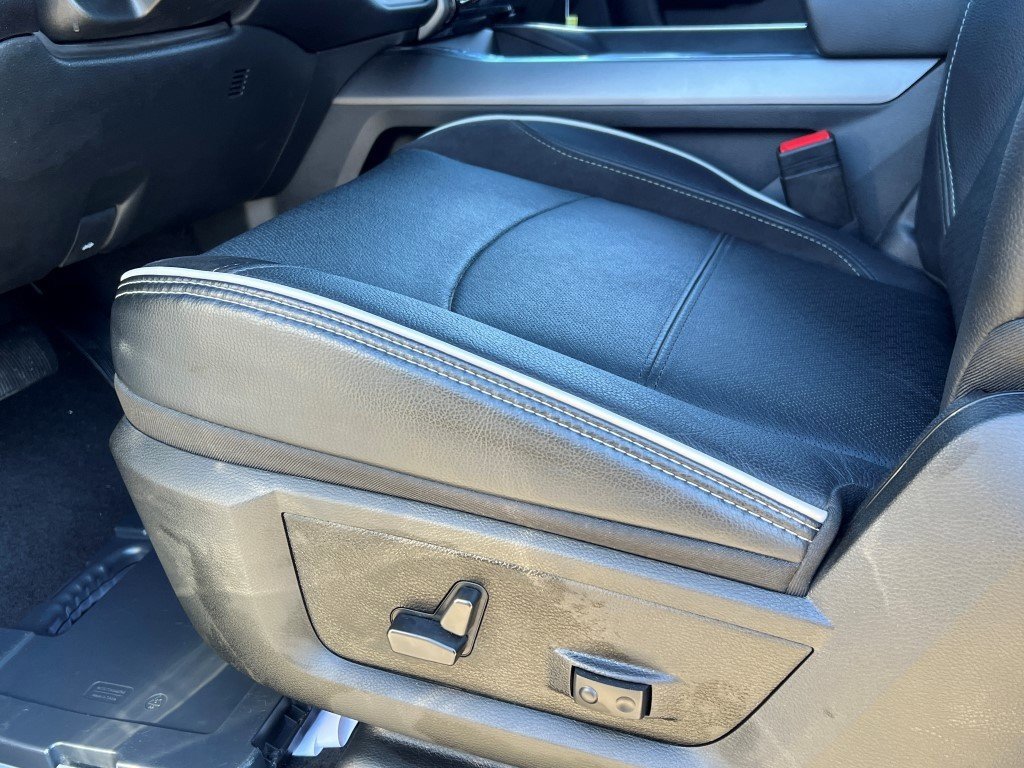 New 2025 RAM 3500 Laramie image 23