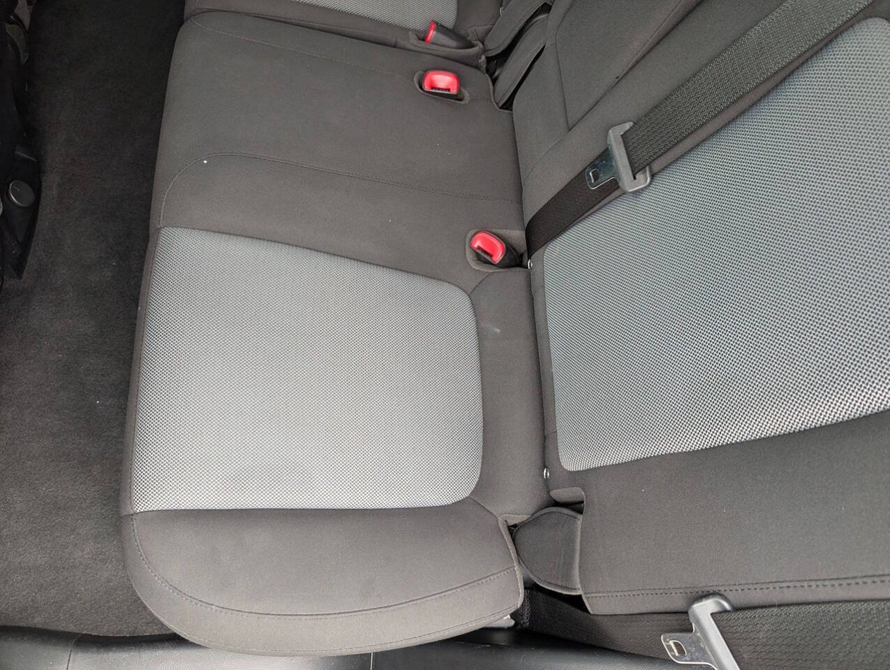 Used 2015 Chevrolet Captiva Sport LS FWD image 40