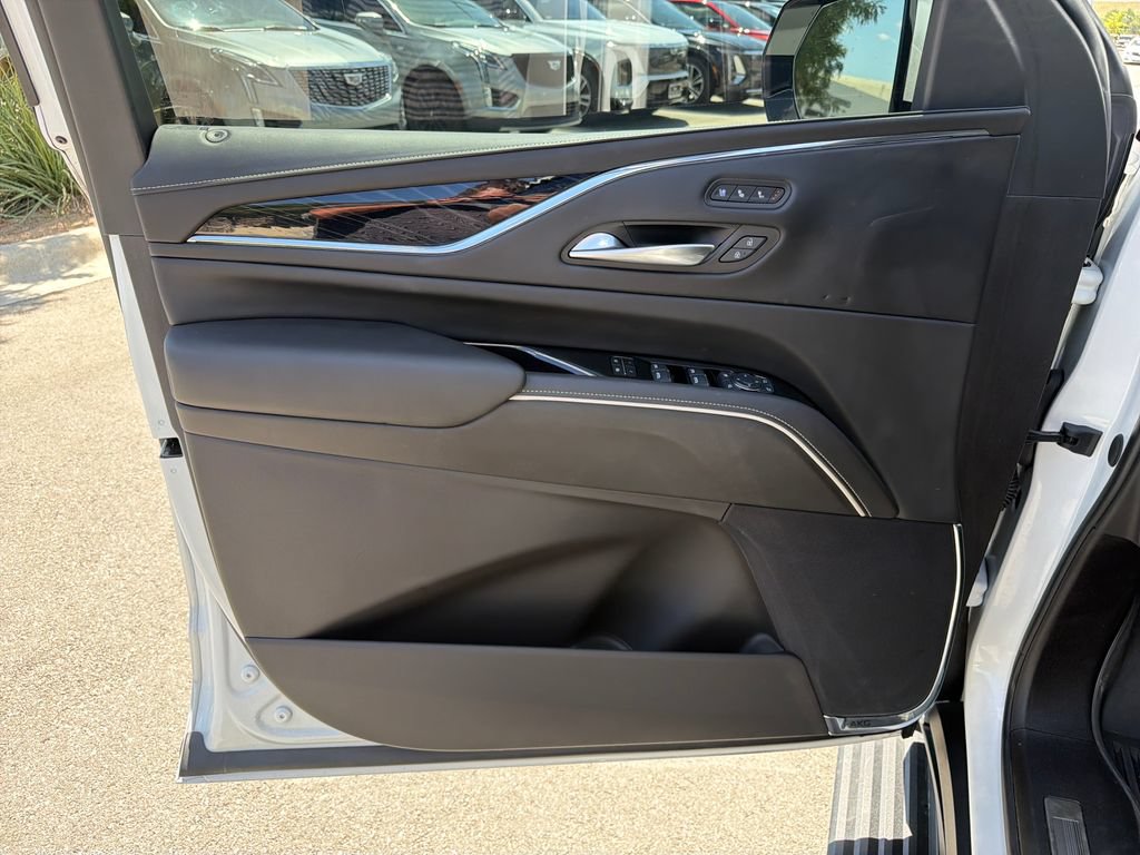 Used 2024 Cadillac Escalade V w/ LPO, Floor Liner Package AWD/4WD image 18