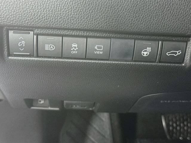 Used 2021 Toyota Venza Limited w/ Carpet Mat Package (TMS) AWD/4WD image 10