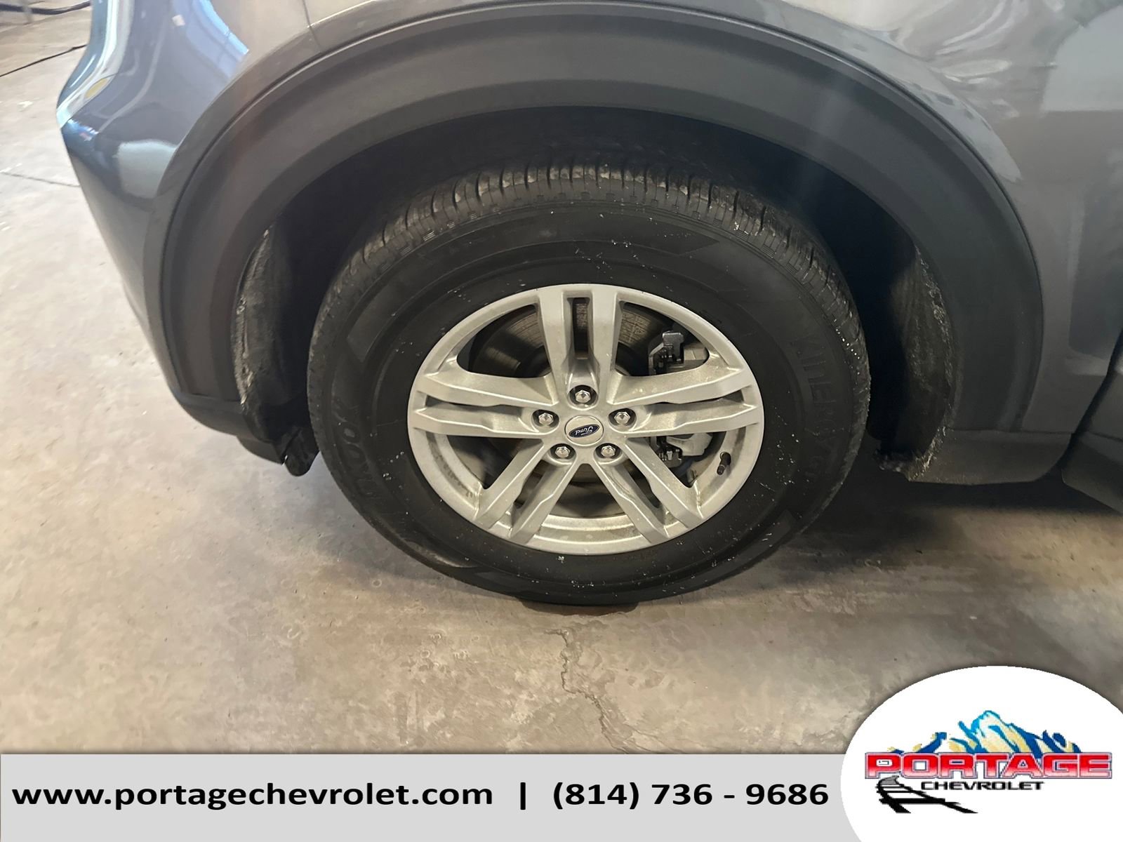 Used 2024 Ford Explorer XLT w/ Equipment Group 202A image 29