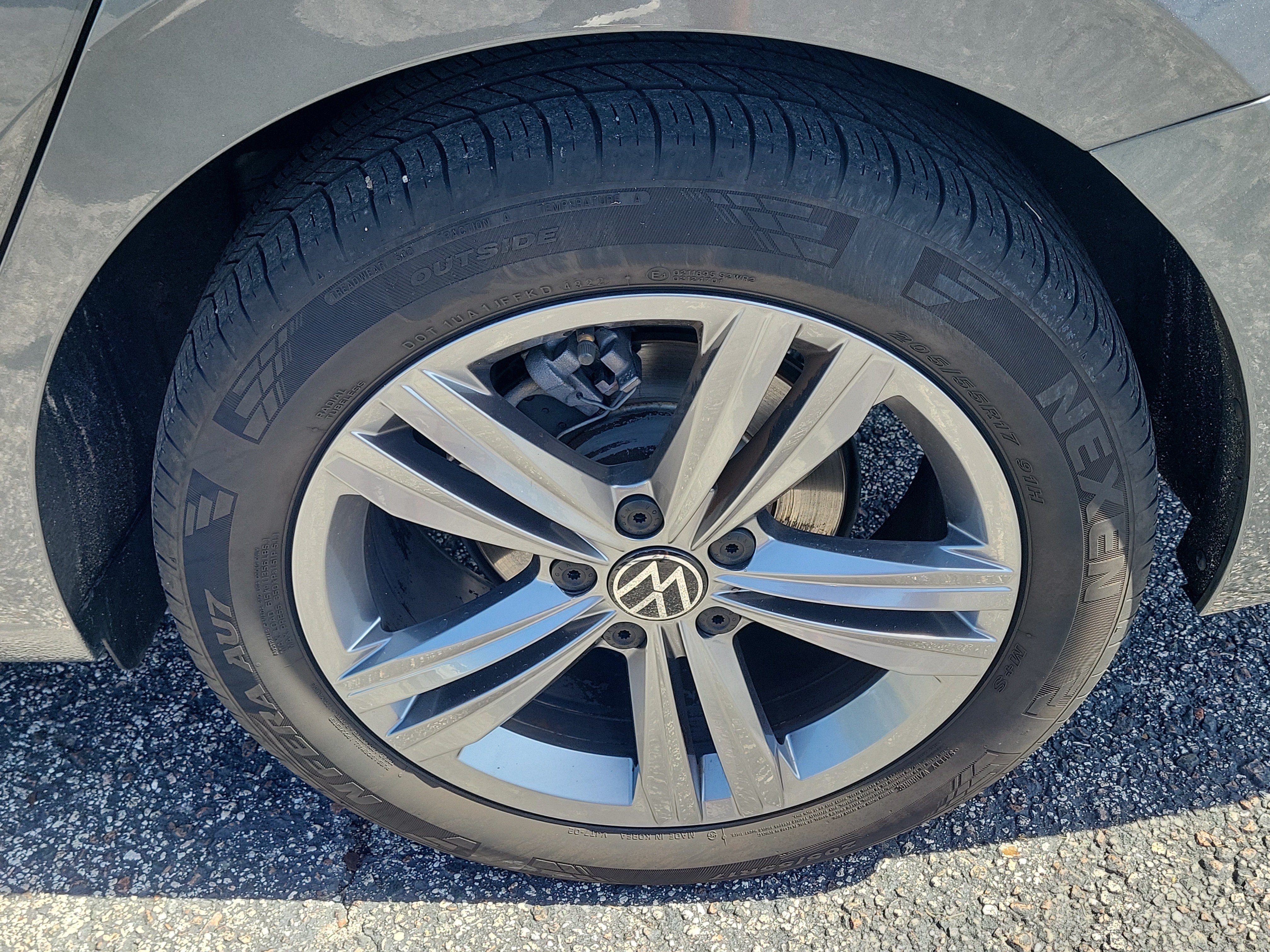 Used 2023 Volkswagen Jetta SE FWD image 8