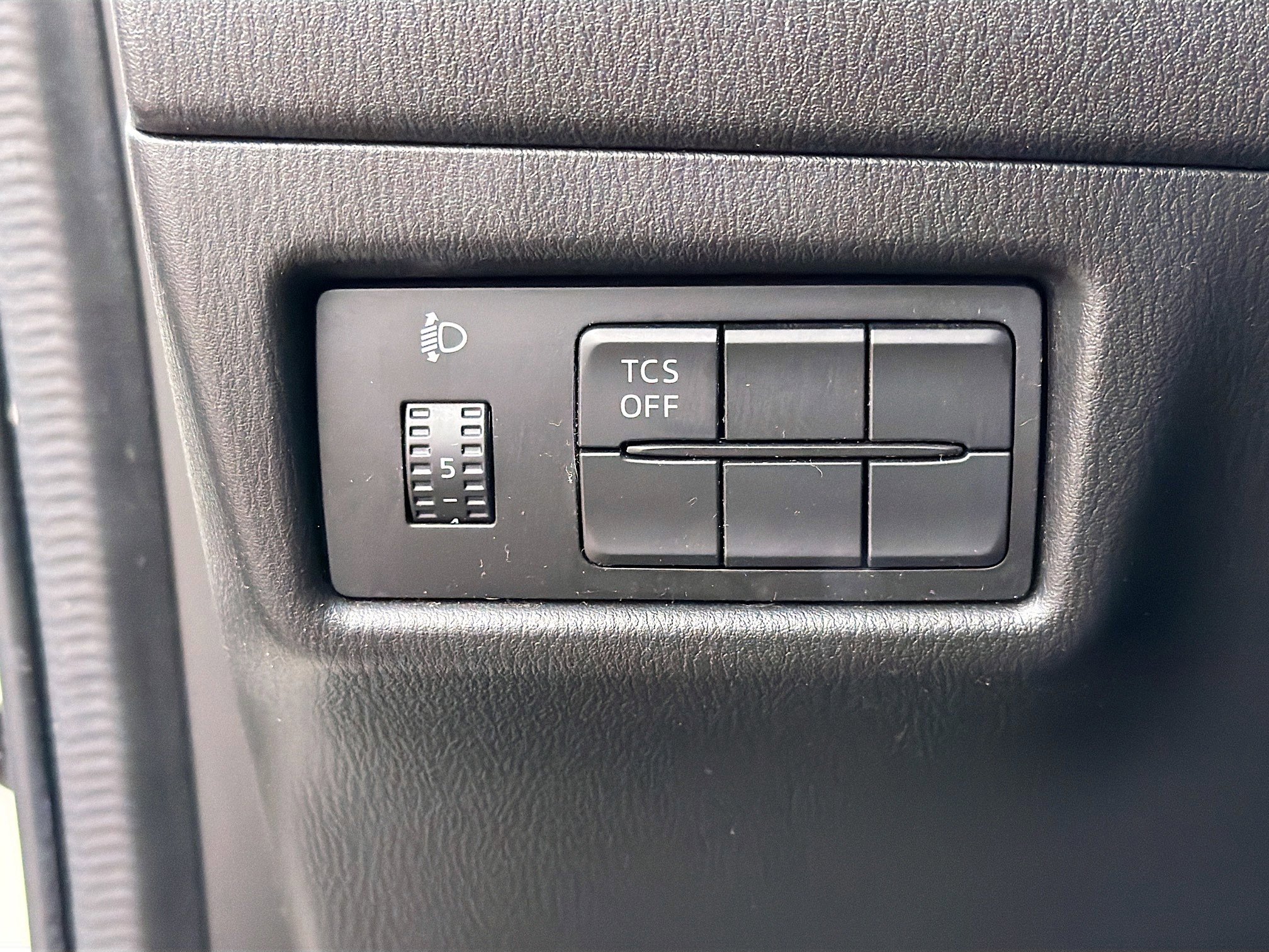 Used 2018 MAZDA CX-5 Sport image 32