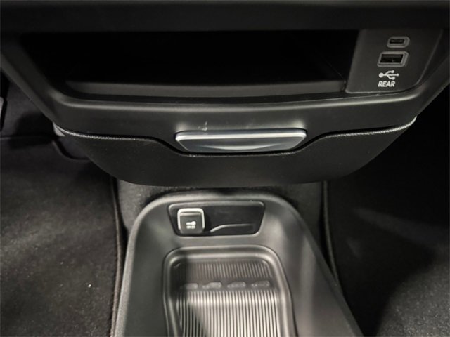 New 2026 Chrysler Pacifica Select image 15