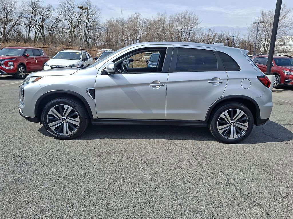 Used 2021 Mitsubishi Outlander Sport SE image 9