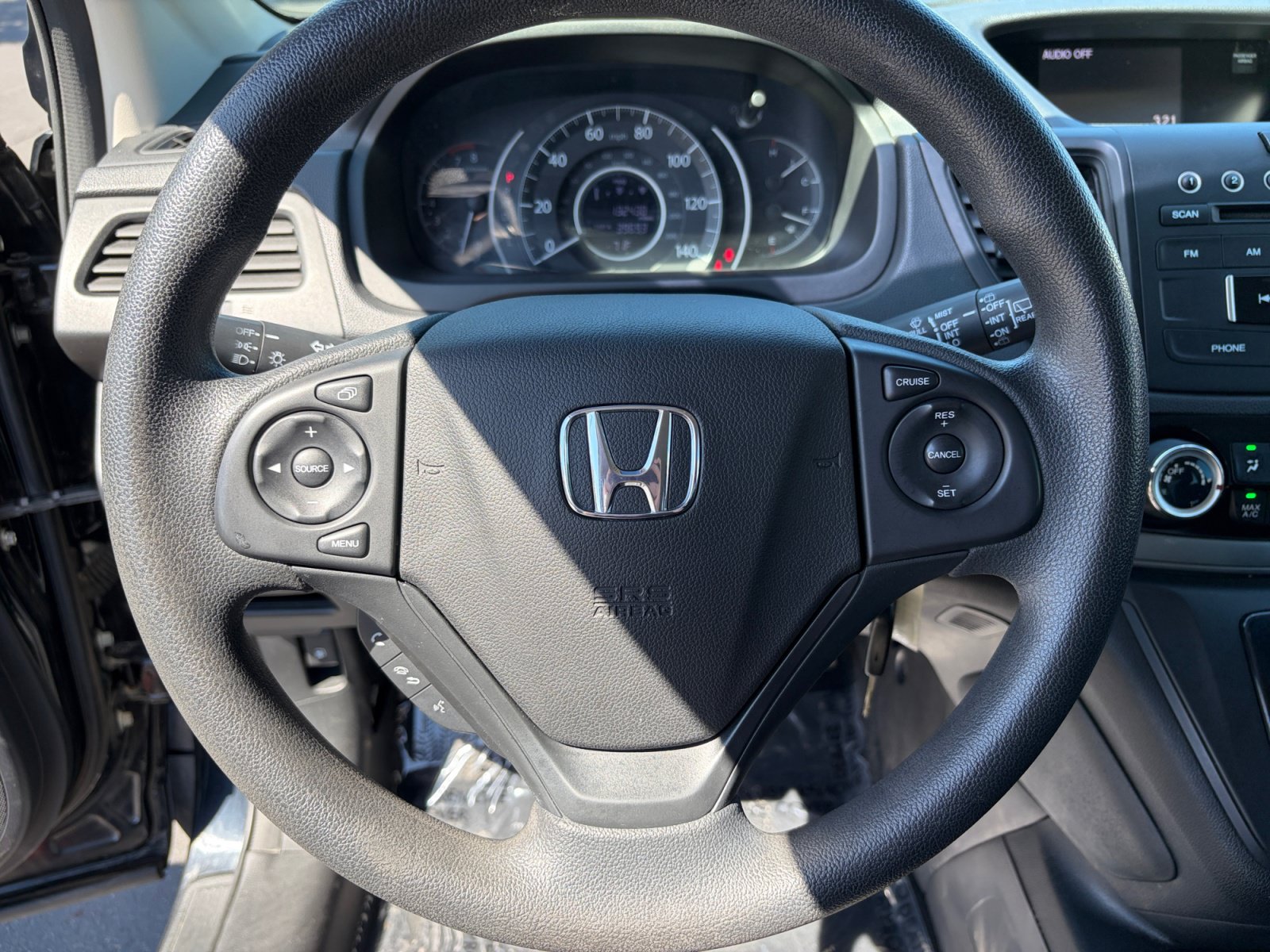 Used 2015 Honda CR-V LX image 12